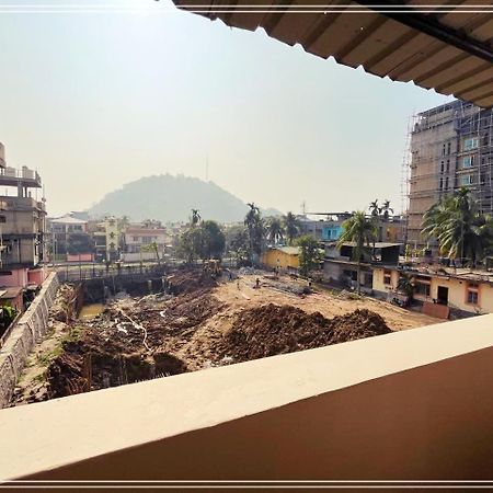 Kanak Laxmi Villa B & B 古瓦哈提 外观 照片