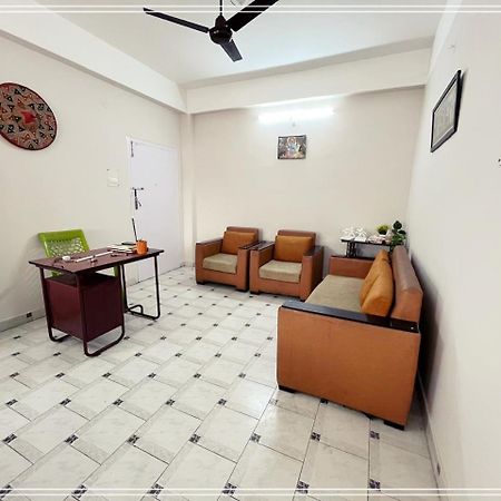 Kanak Laxmi Villa B & B 古瓦哈提 外观 照片