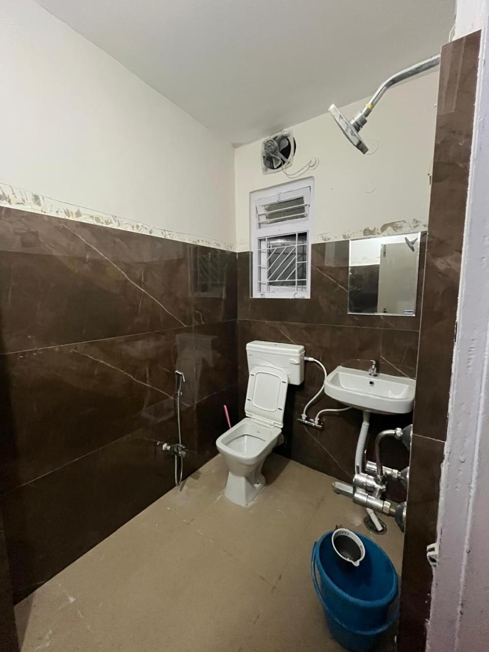 Kanak Laxmi Villa B & B 古瓦哈提 外观 照片